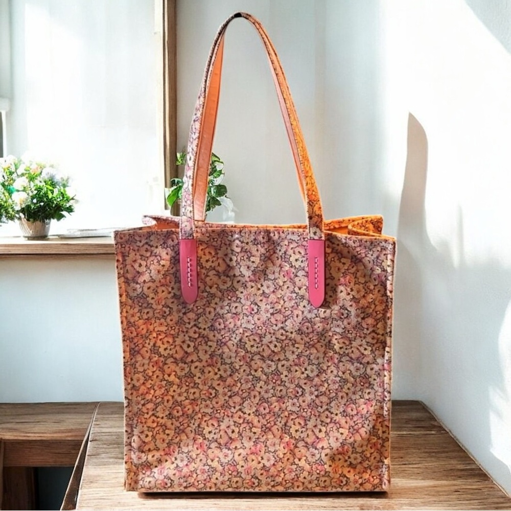 Coach 1941 x Keith Haring Limited Edition Floral Dancing Tote - Picture 4 of 13